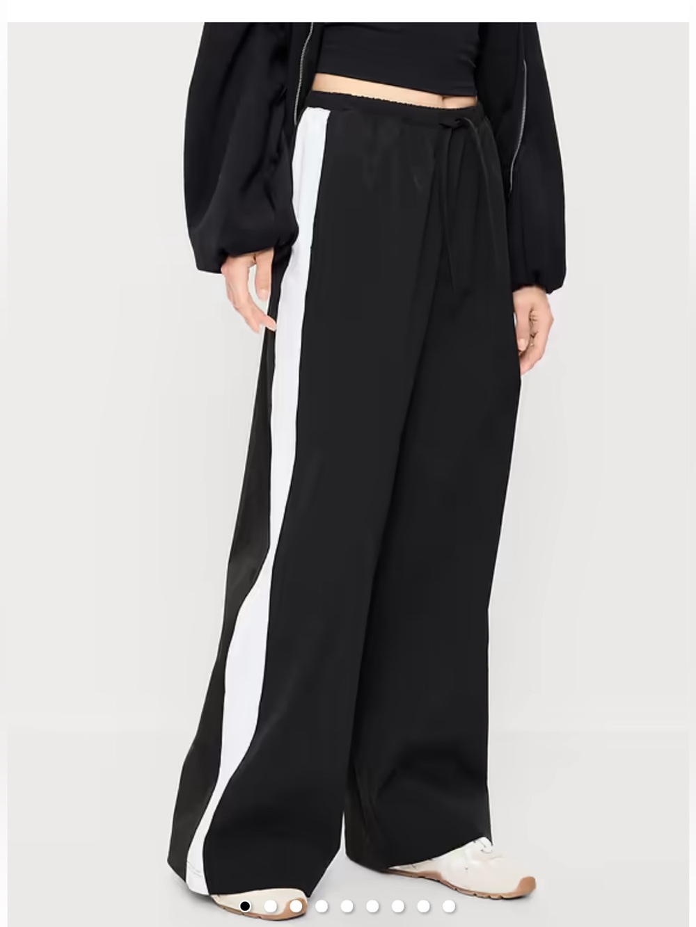 Old Navy | wide leg black w/White Stripe track pants Sz L